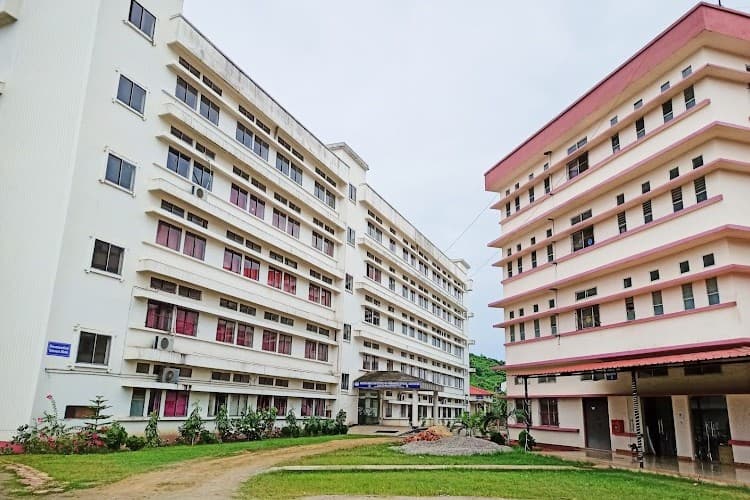 Pratiksha Institute of Pharmaceutical Sciences-image