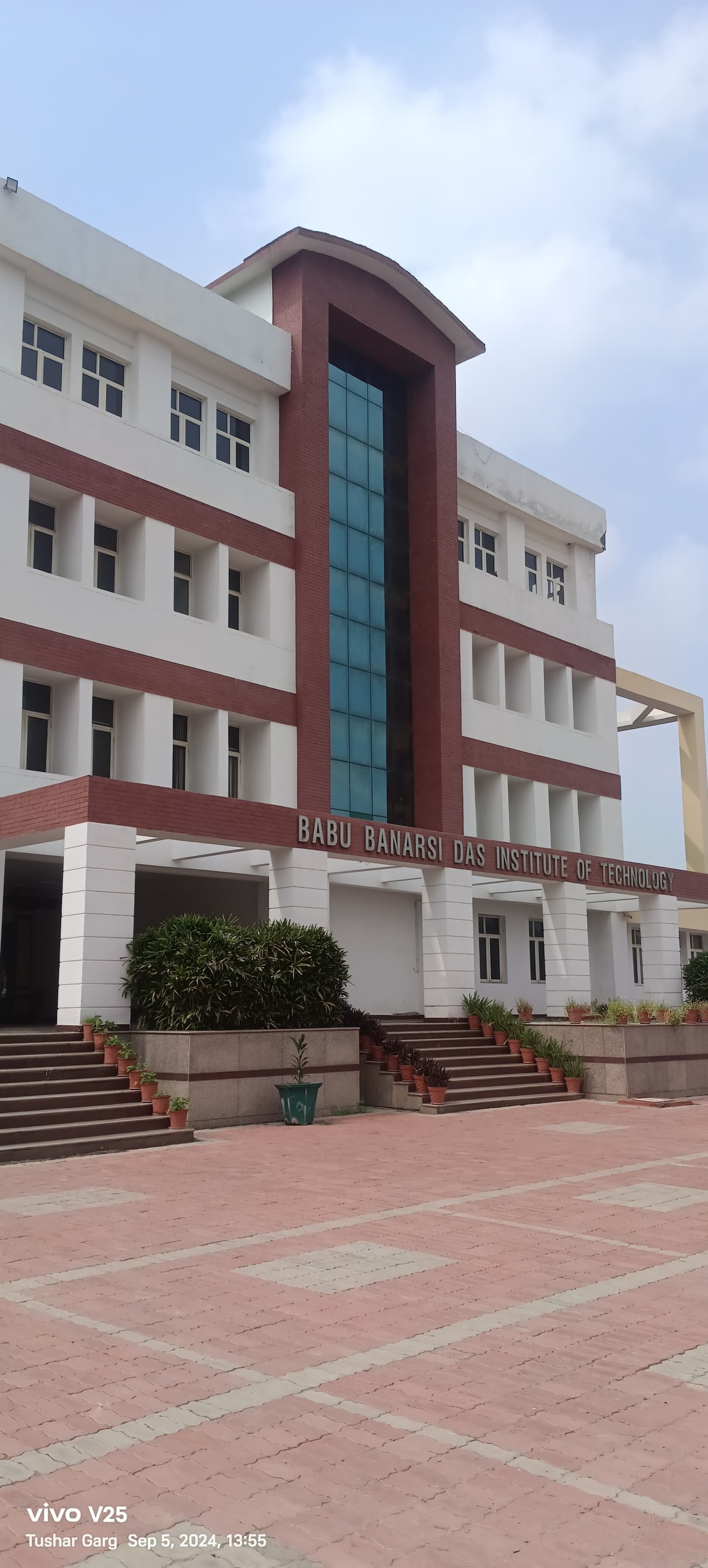 BBDIT College of Pharmacy-image