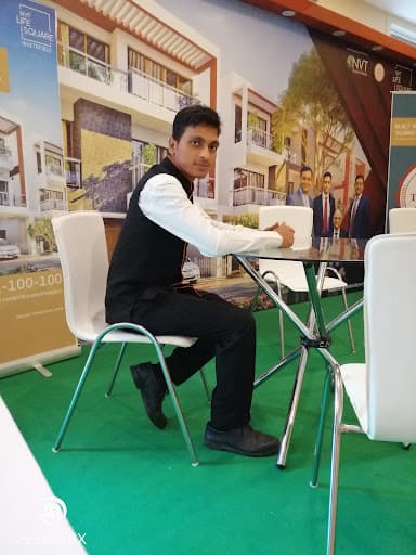 Gourav Institute of Management Science-gallery-image-7