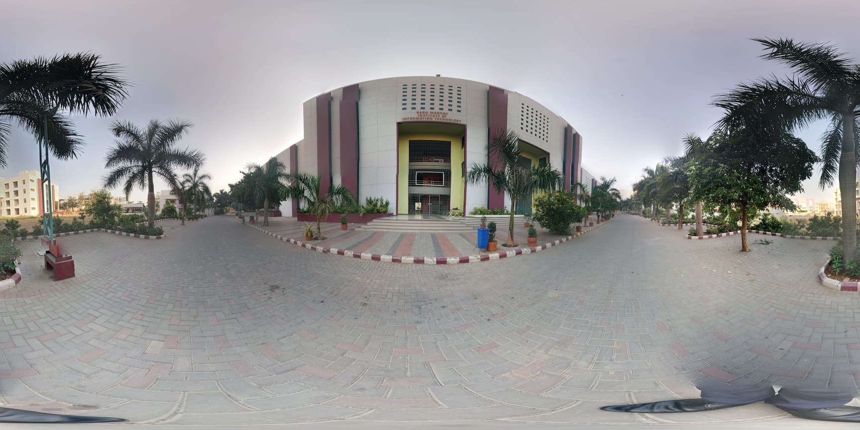 Babu Madhav Institute of Information Technology, Uka Tarsadia University-image