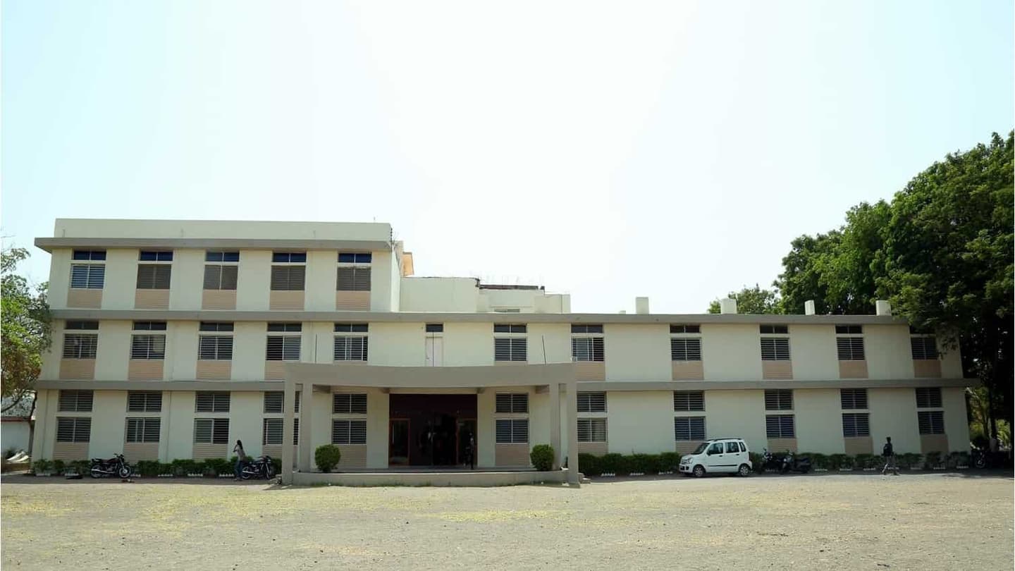 Shree HN Shukla BEd College-image