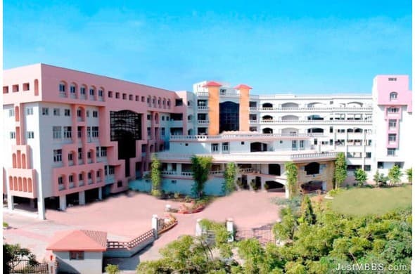 Government Medical College Bhavnagar-image