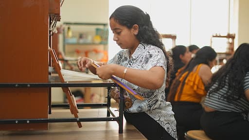 KRMU-gallery-image-7