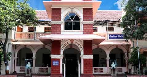 Vanita Vishram Women'S University-image