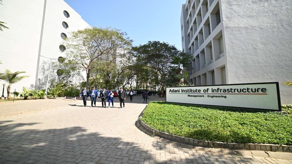 AU Ahmedabad-gallery-image-3