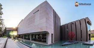 Flame School of Business-gallery-image-2