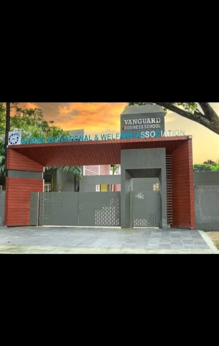 Vanguard Business School-image