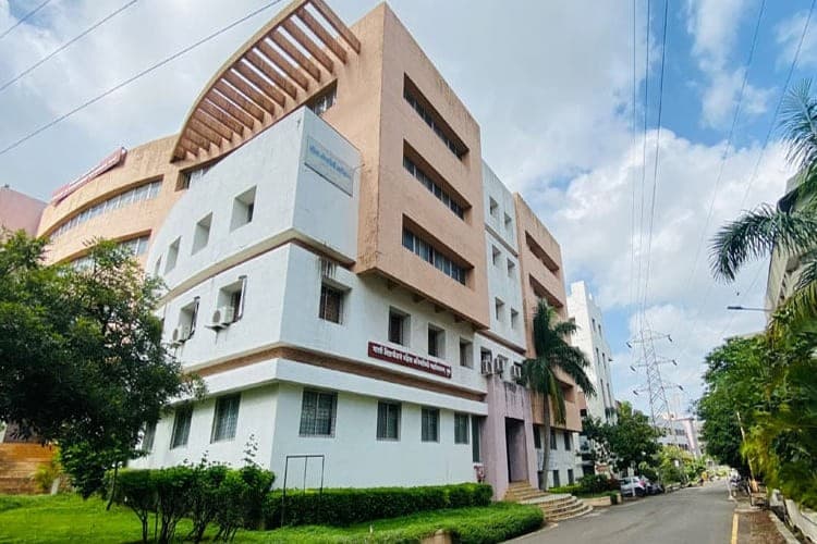 Bharati Vidyapeeth Deemed University, Medical College School of Optometry-image