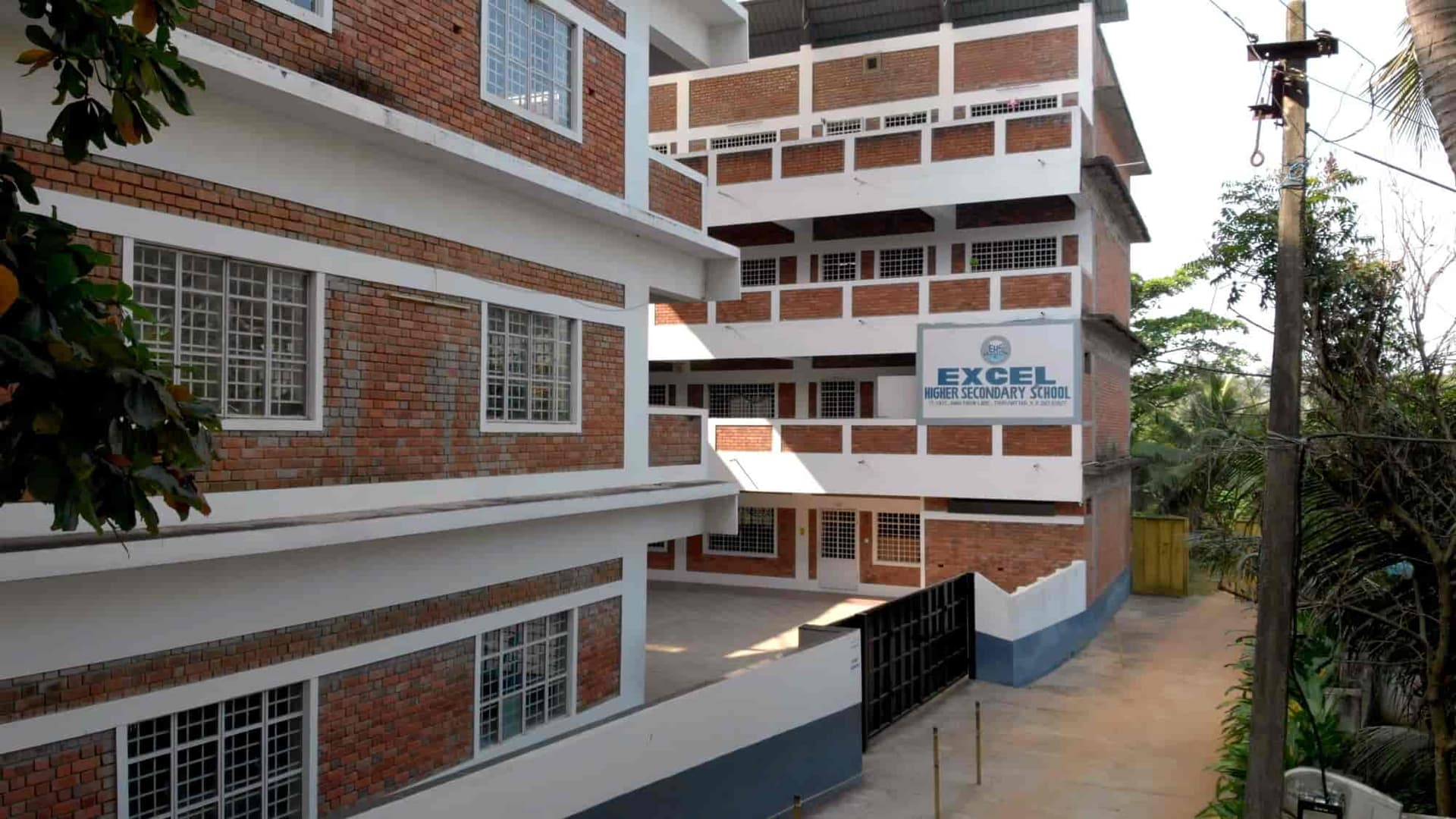 Excel Business School-image