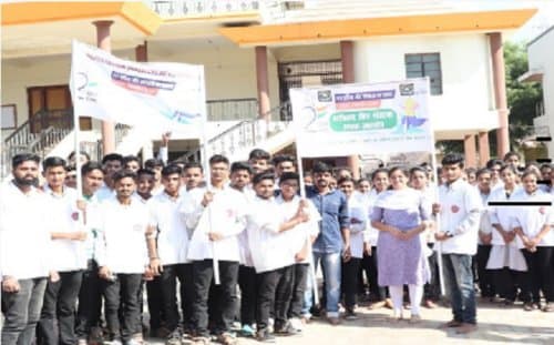 Manohar Naik Institute of Pharmacy-image