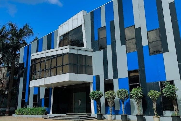 Vidyalankar School of Business-image