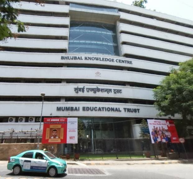 MET Institute of International Studies-image