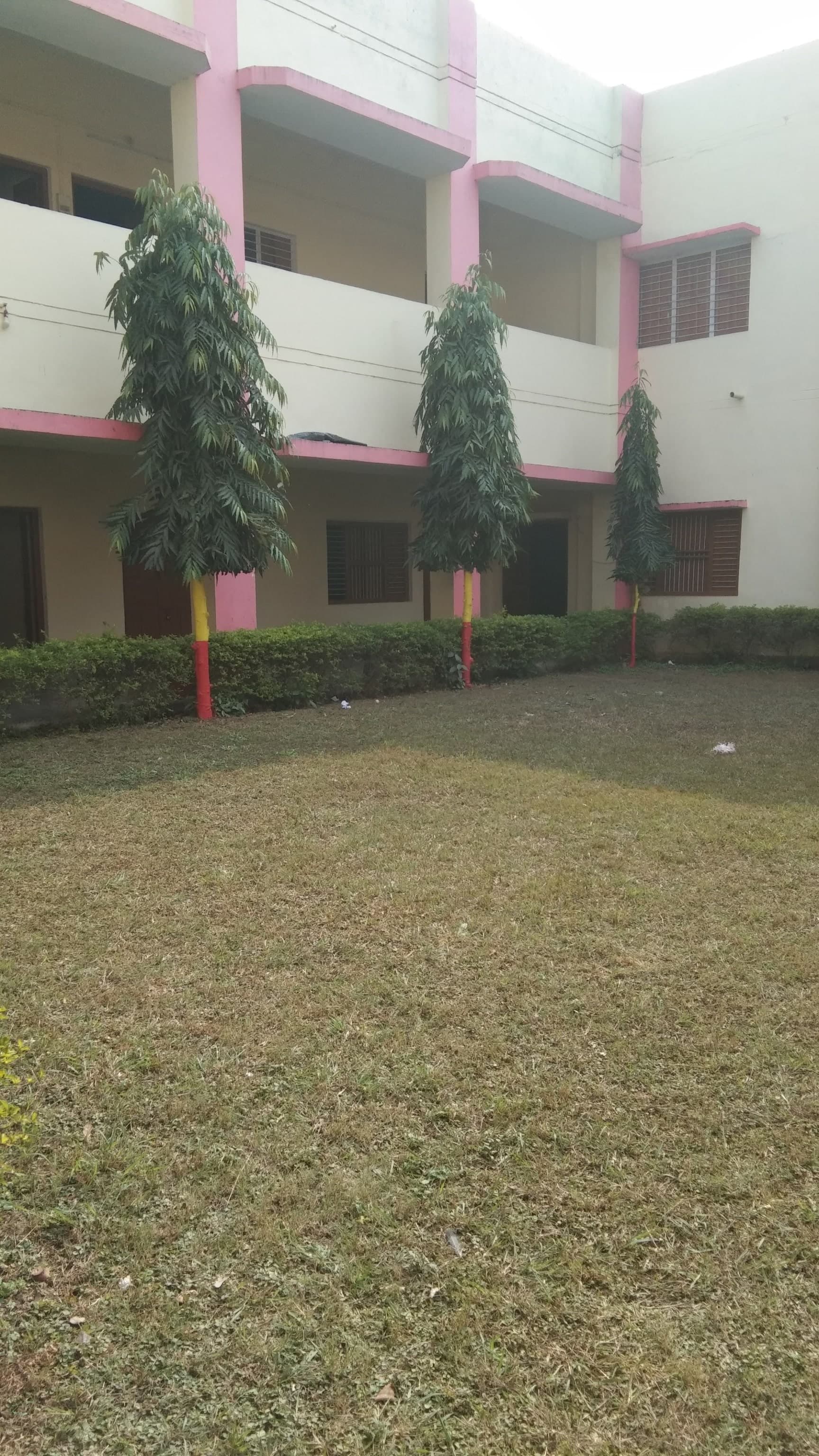 Umanath Singh Law College-image