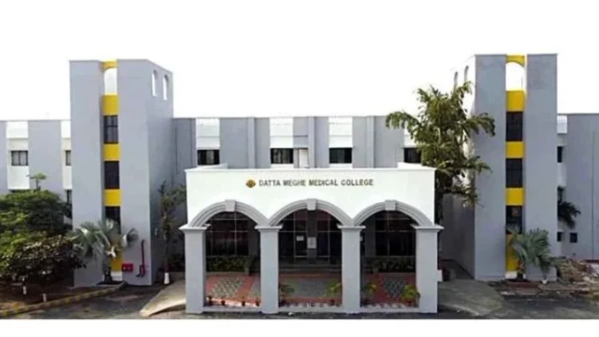 Shri Datta Meghe College of Education-image