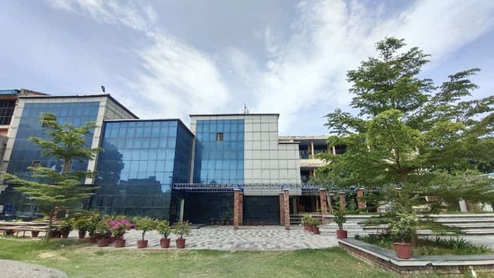 Guru Nanak Khalsa Group of Educational Institutions-image