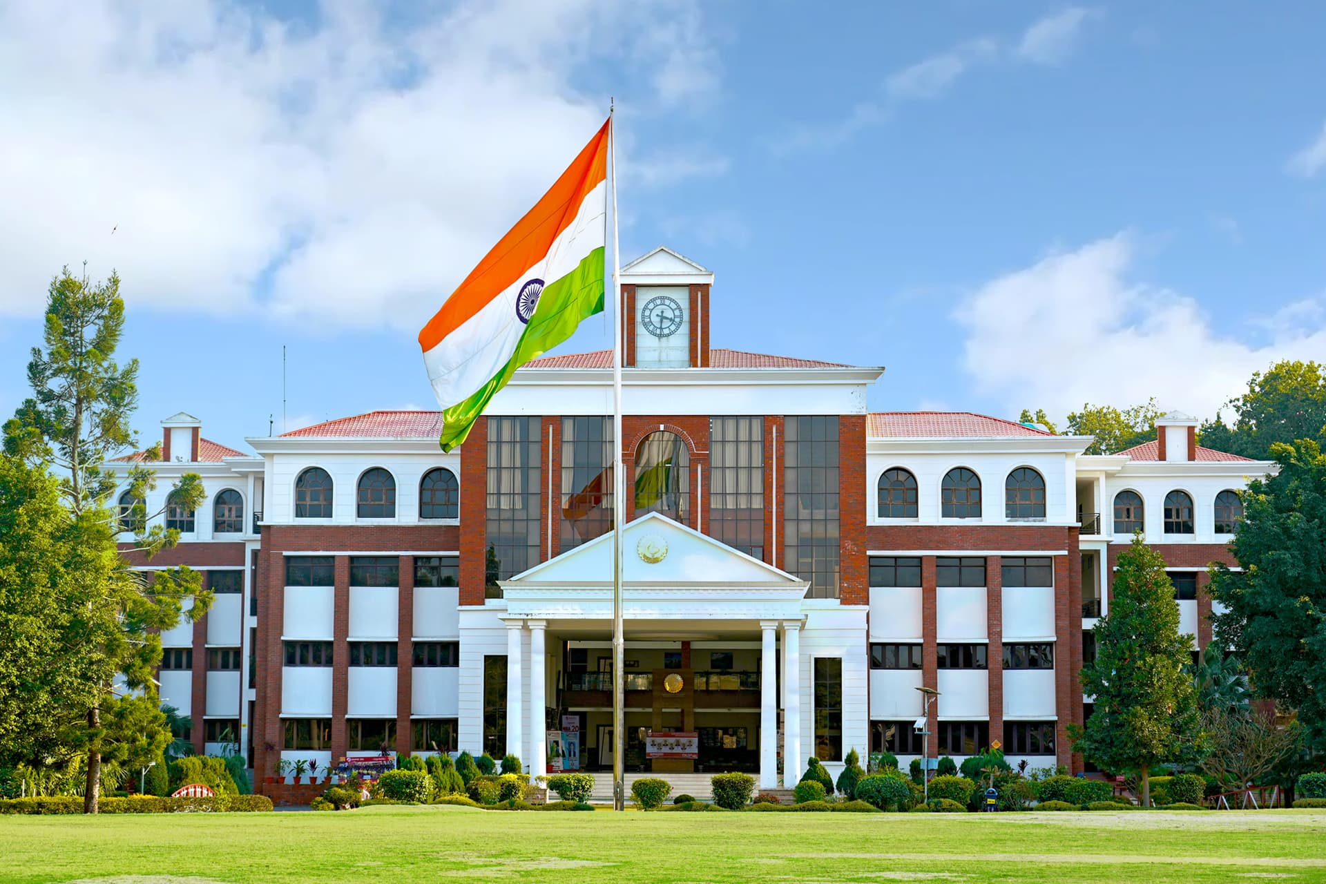 Graphic Era University-image