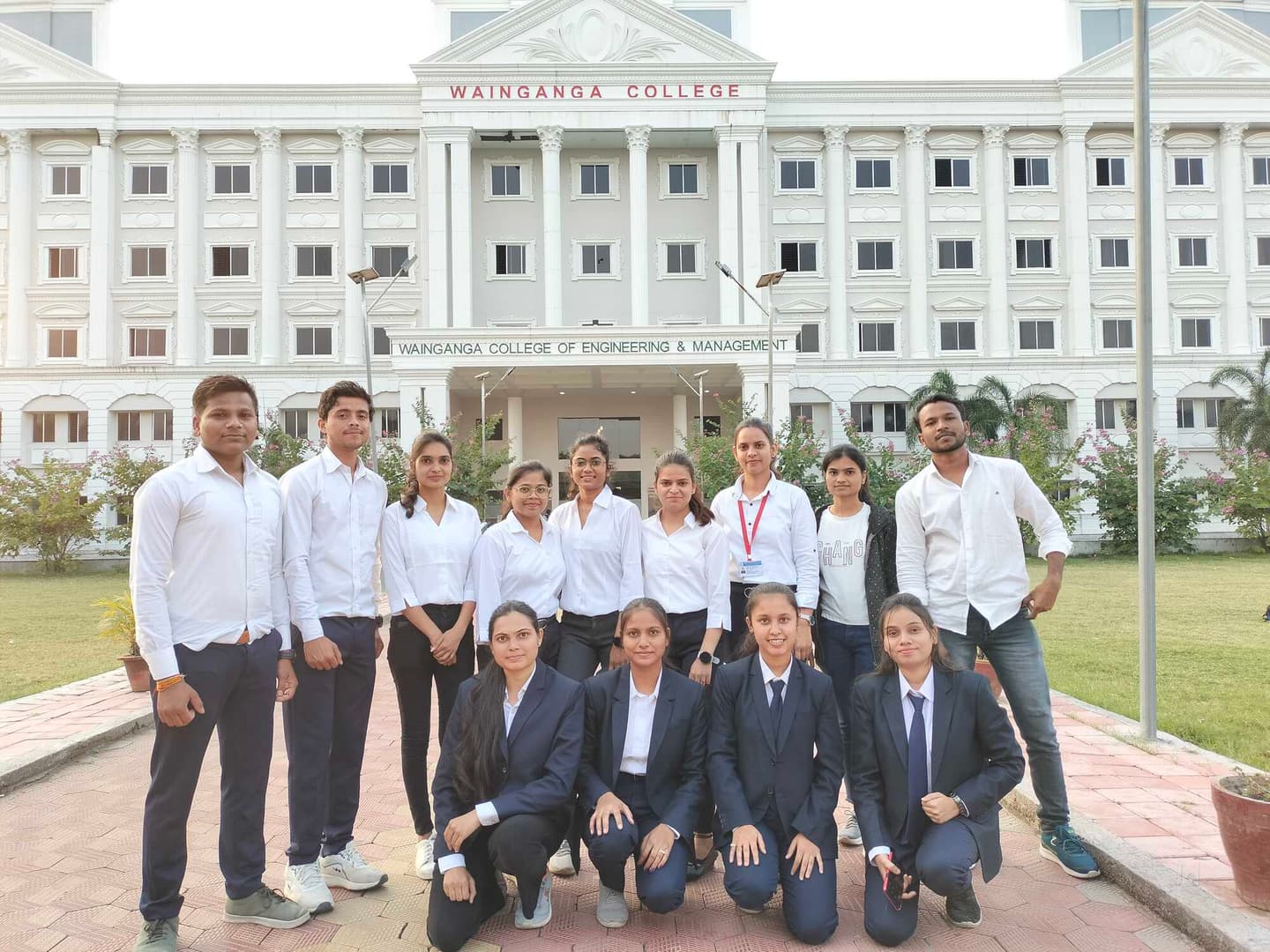 Wainganga College of Engineering and Management-image